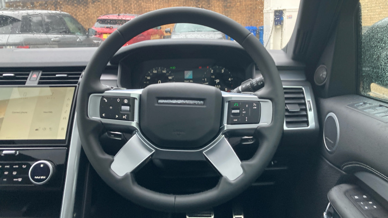 Land Rover Discovery 3.0 D350 Dynamic SE 5dr Auto Diesel Station Wagon